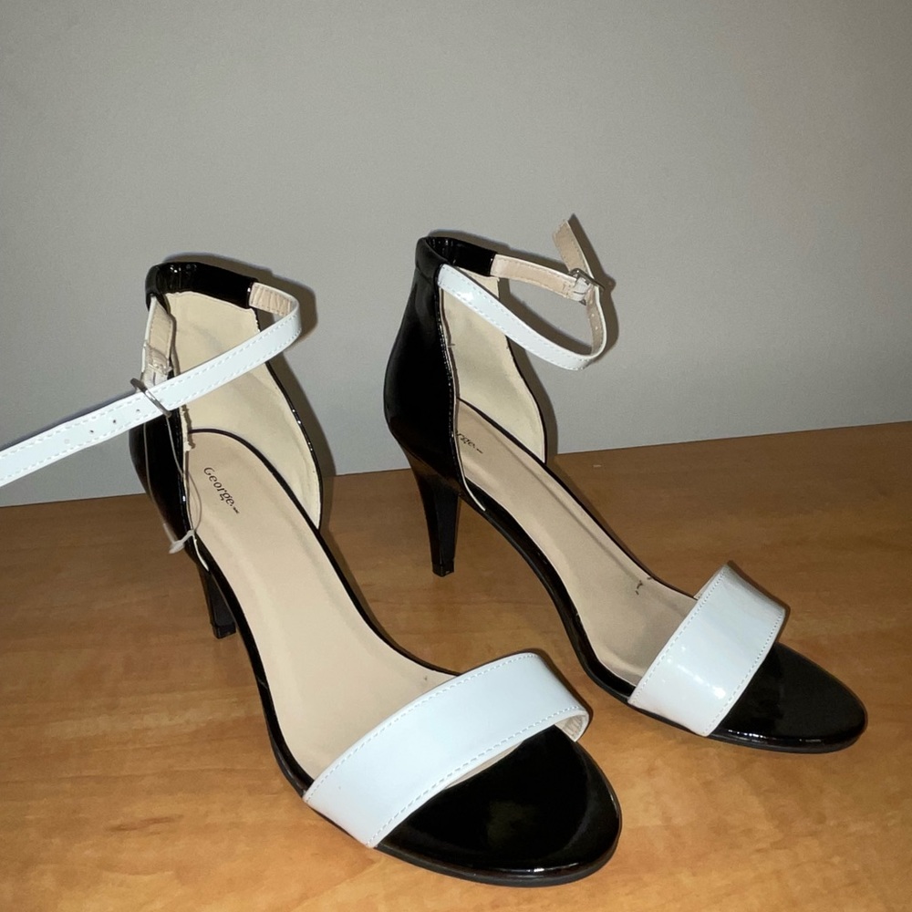 Woman’s/girls high heels. Bought but never worn.